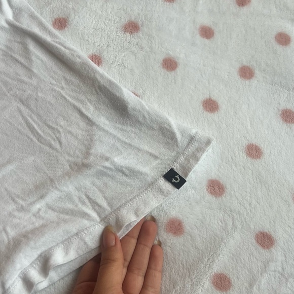 True religion white tshirt XS (New) - Picture 2 of 6
